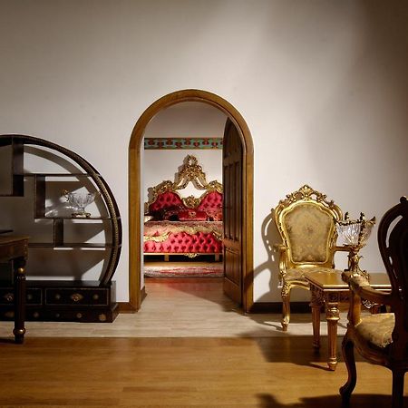 Cesme Kanuni Kervansaray Historical Hotel Экстерьер фото