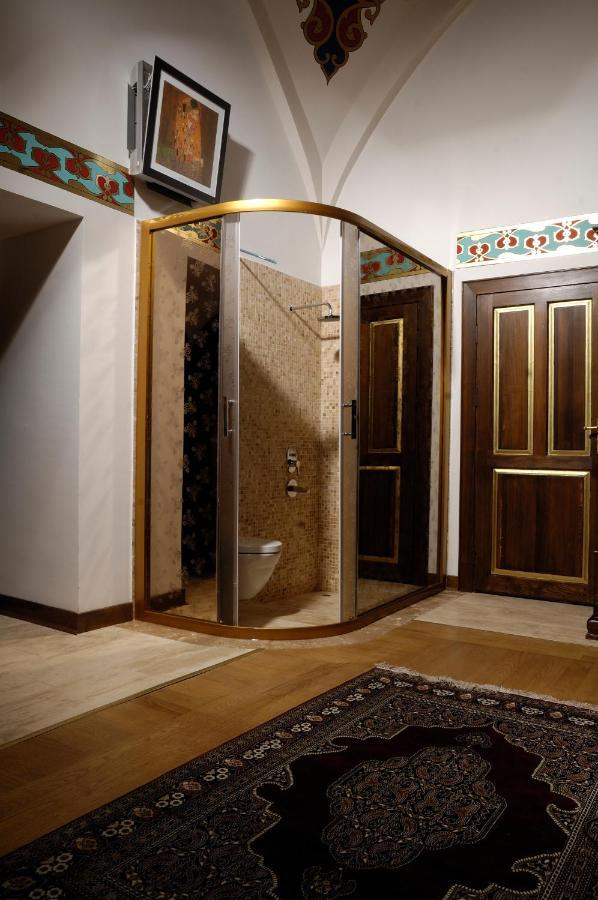Cesme Kanuni Kervansaray Historical Hotel Экстерьер фото