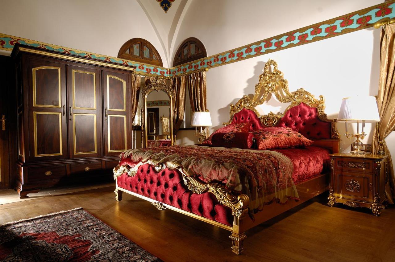 Cesme Kanuni Kervansaray Historical Hotel Экстерьер фото