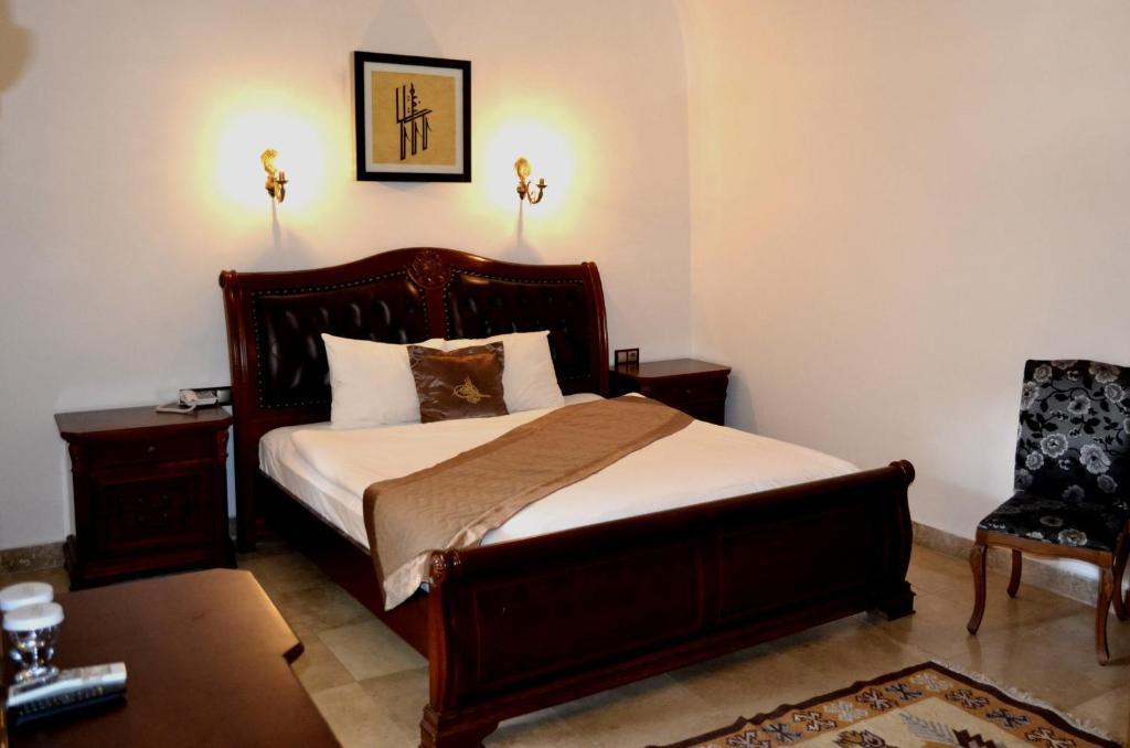 Cesme Kanuni Kervansaray Historical Hotel Номер фото